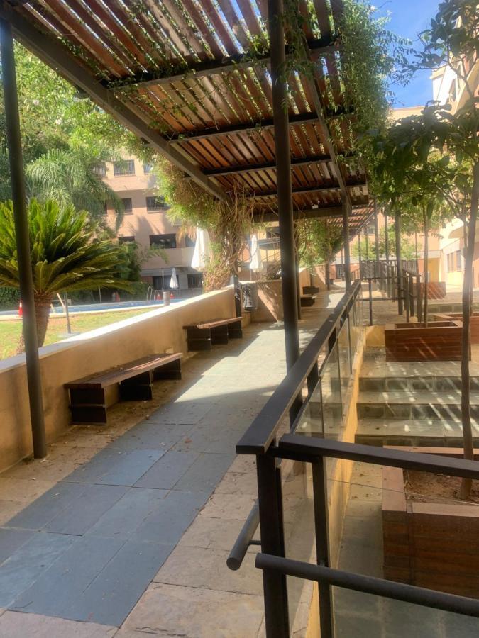 Apartamento Proximo Al Centro De 2 Dormitorios Con Piscina. Севілья Екстер'єр фото